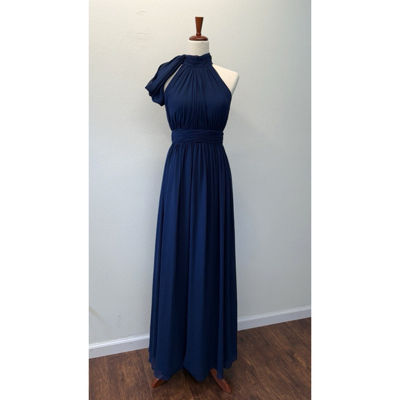 Mac Duggal Ieena Maxi Gown Dress Womens Size 4 Navy Blue High Neck Bow Pleated - Picture 1 of 7